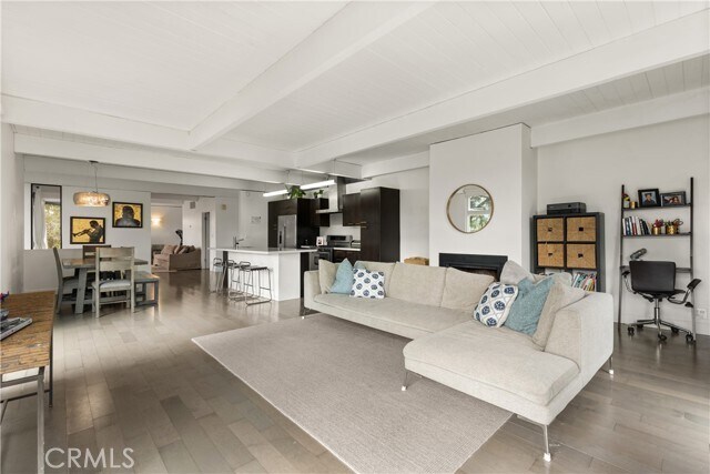 Foto del edificio - 3339 N Knoll Dr