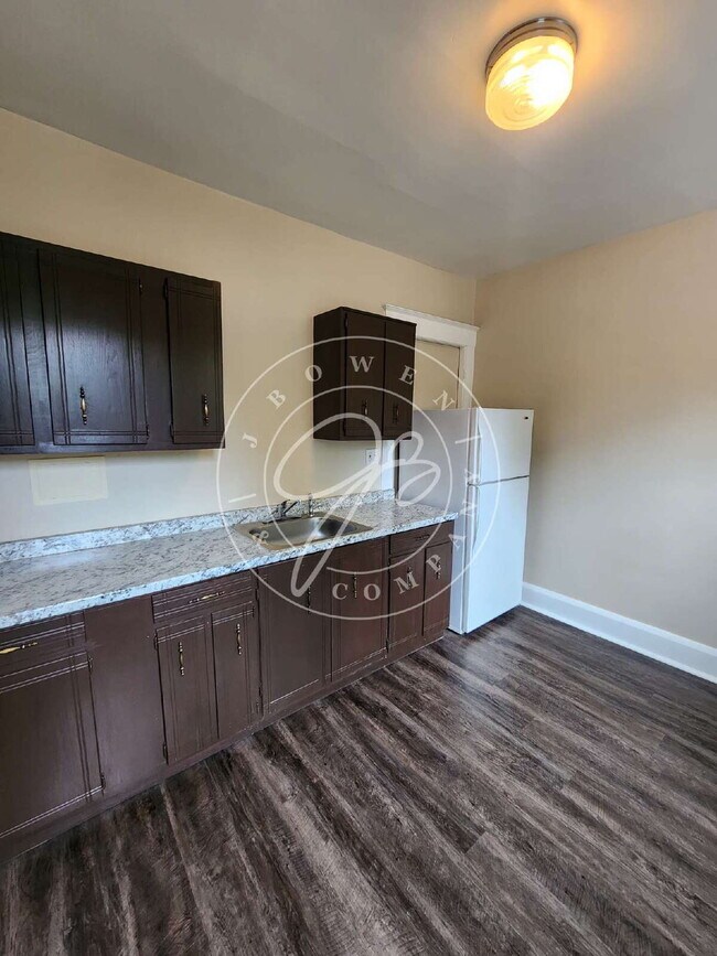 Foto del edificio - "Cozy Studio Living in South Toledo!