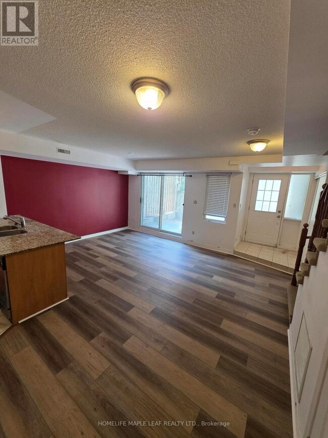 Building Photo - 20 Foundry Ave