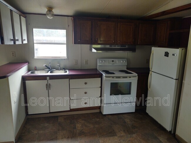 Building Photo - 62846 Byesville Rd
