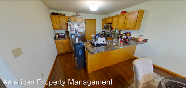 Building Photo - 3 br, 2.5 bath House - 2702 Buttonwood Dr.