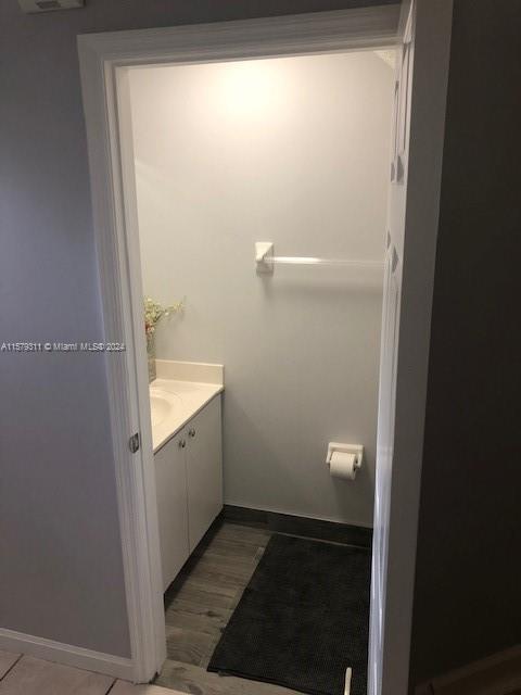 Building Photo - 14040 S Forest Oak Cir