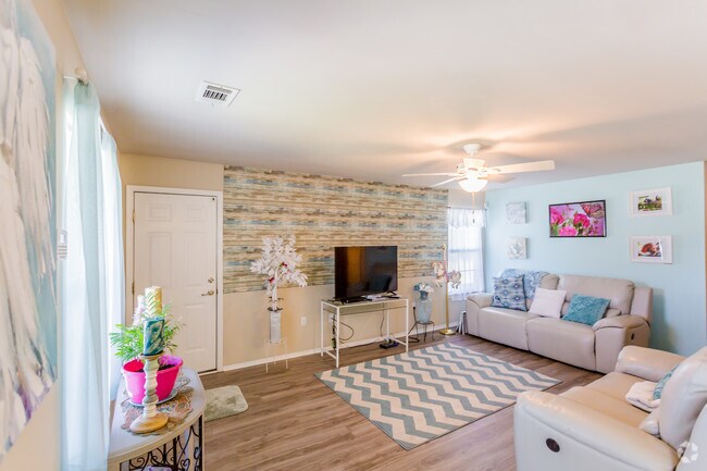 Foto del interior - Lawson's Place Duplex Community