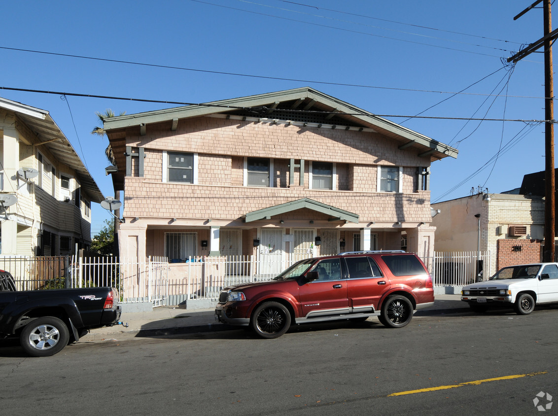 Building Photo - 1431 W 24th St