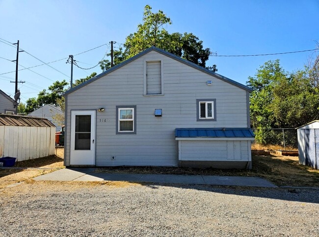 Foto del edificio - MOVE IN SPECIAL: 1/2 MONTHS RENT FREE- Washer/Dryer Included!