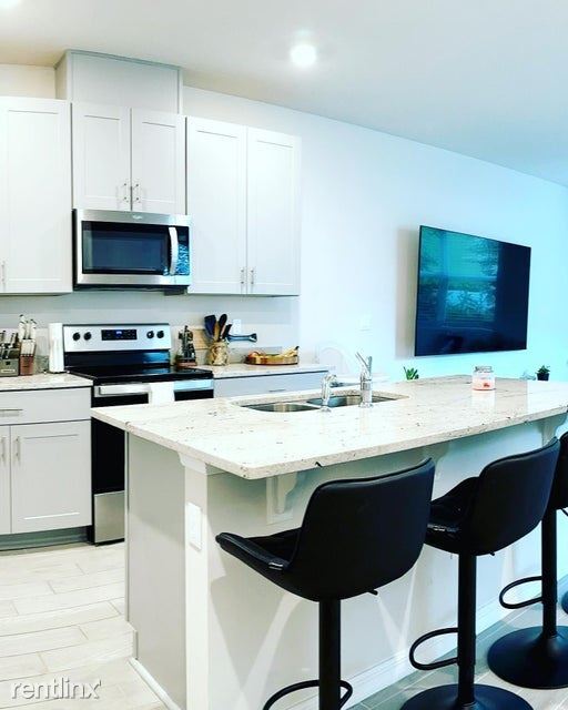 Foto del edificio - 3 br, 2.5 bath House - 3549 San Bernardino...