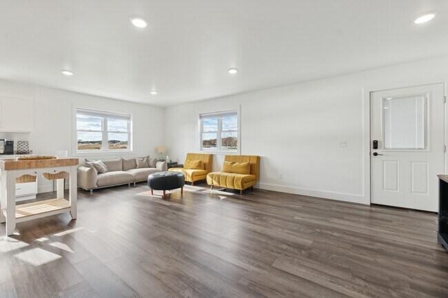 Foto del edificio - 504 W Prospect St