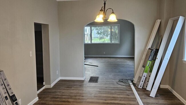 Foto del edificio - 126 W Scribner Ave