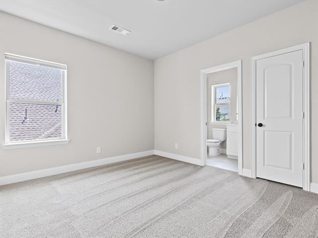 Building Photo - 5073 Livingston Dr
