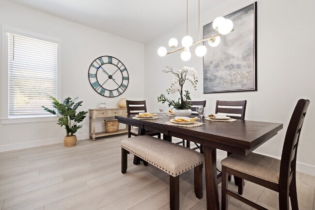Foto del edificio - Beautiful Townhouse in Seminole Heights