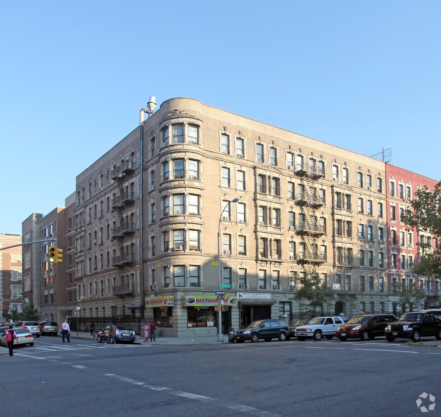 Foto principal - 1980 Adam Clayton Powell Jr Blvd