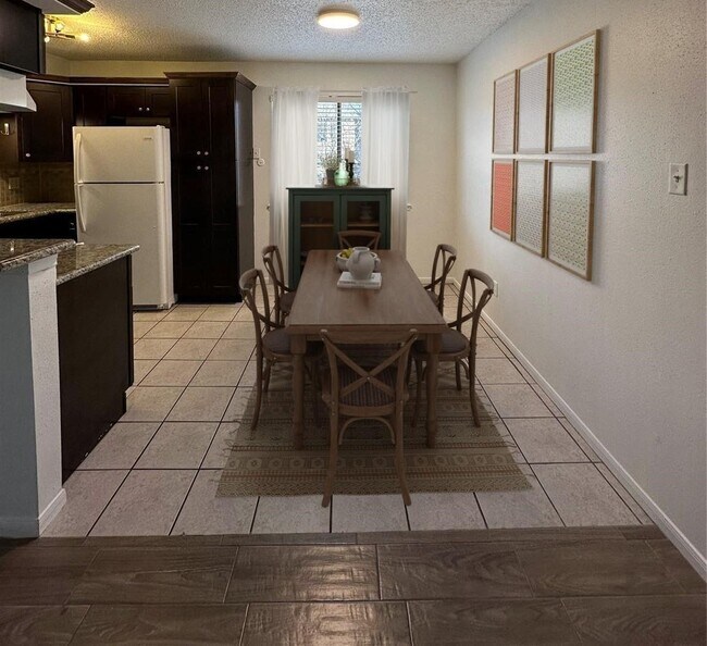 Foto del edificio - 1410 Blalock Rd