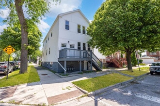 Building Photo - 4201 S Normal Ave
