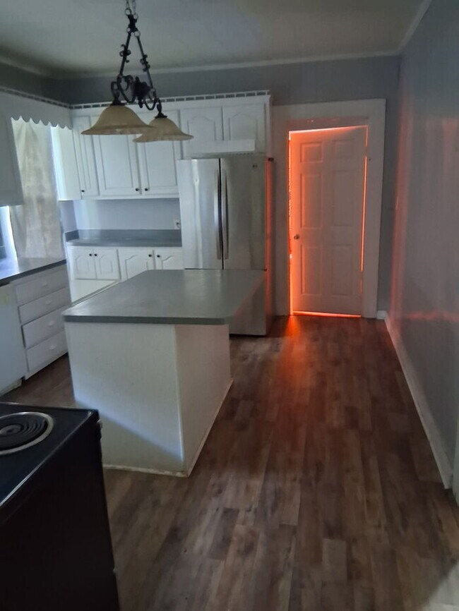 Foto del edificio - 233 5th Ave NW