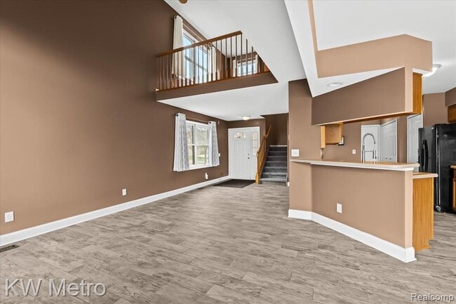 Building Photo - 45097 Horseshoe Dr