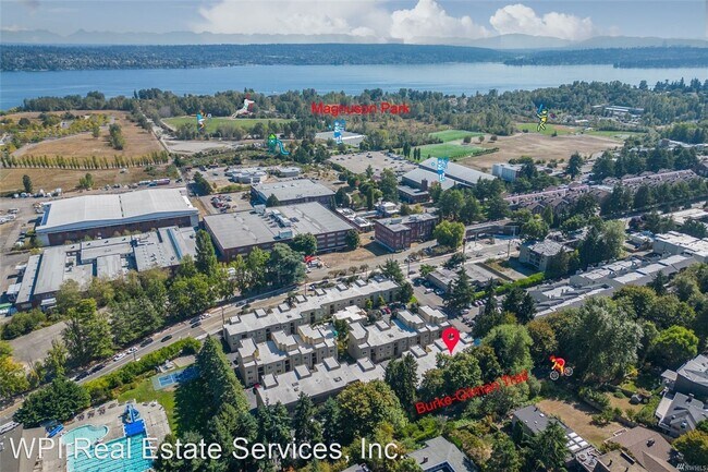 Foto del edificio - 2 br, 2 bath House - 5824 NE 75TH ST #D303