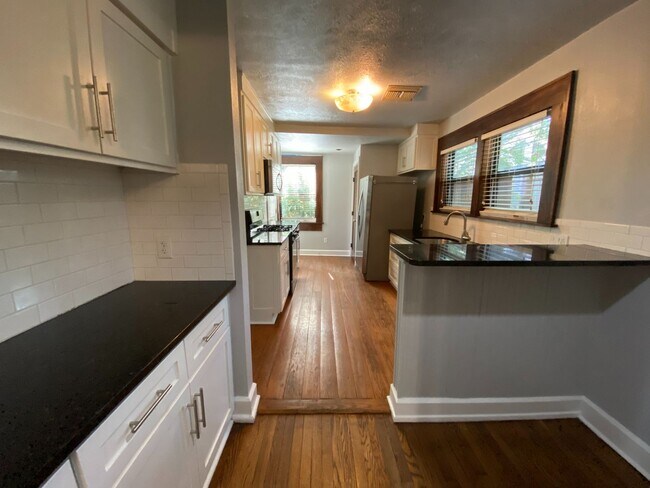 Foto del edificio - 2830 San Gabriel St