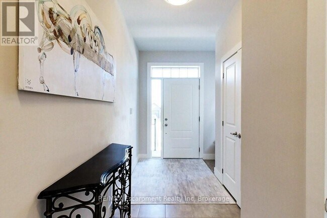 Building Photo - 212 Courtland St