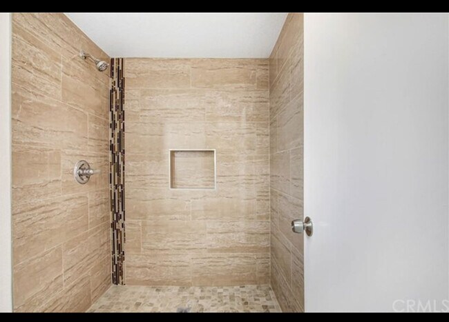 Foto del edificio - 23563 Parkland Ave