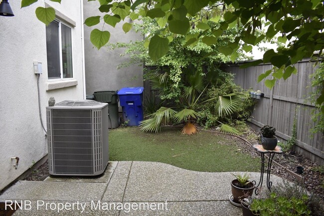 Building Photo - 3 br, 2.5 bath House - 170 Martis Valley C...