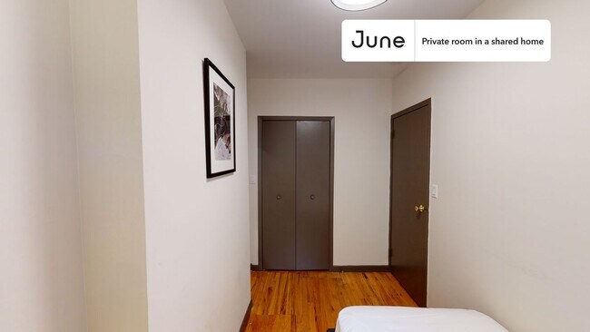 Foto del edificio - Room in Shared 3 bed/1 bath home in Upper East Side