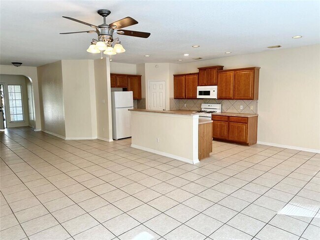 Foto del edificio - 15247 Henderson Point Dr