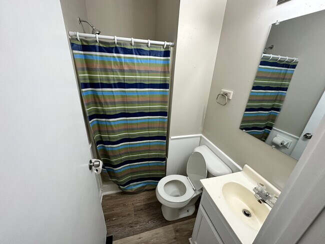 Foto del edificio - 409 8th St