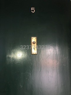 Foto del edificio - 1268 N Curson Ave