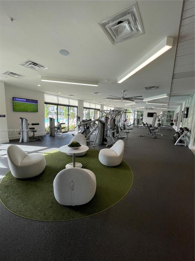 Foto del edificio - 8001 NW 41st St