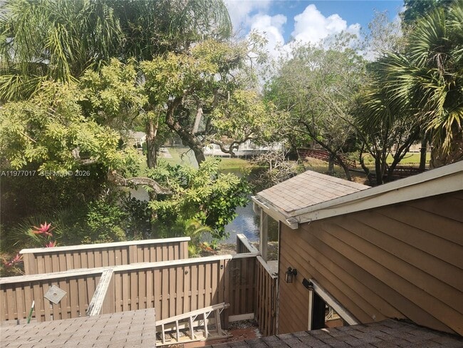 Building Photo - 7184 Sportsman Dr