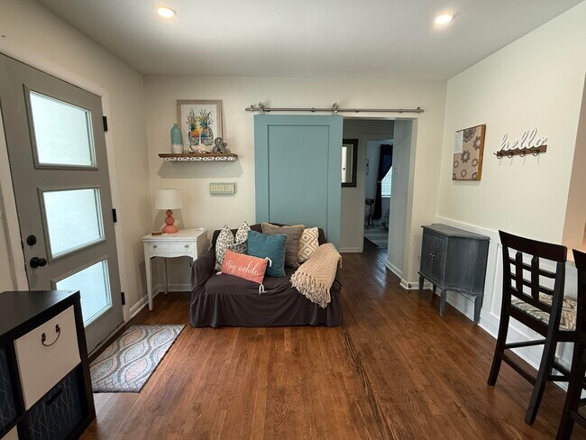 Building Photo - 4107 Garden Ave