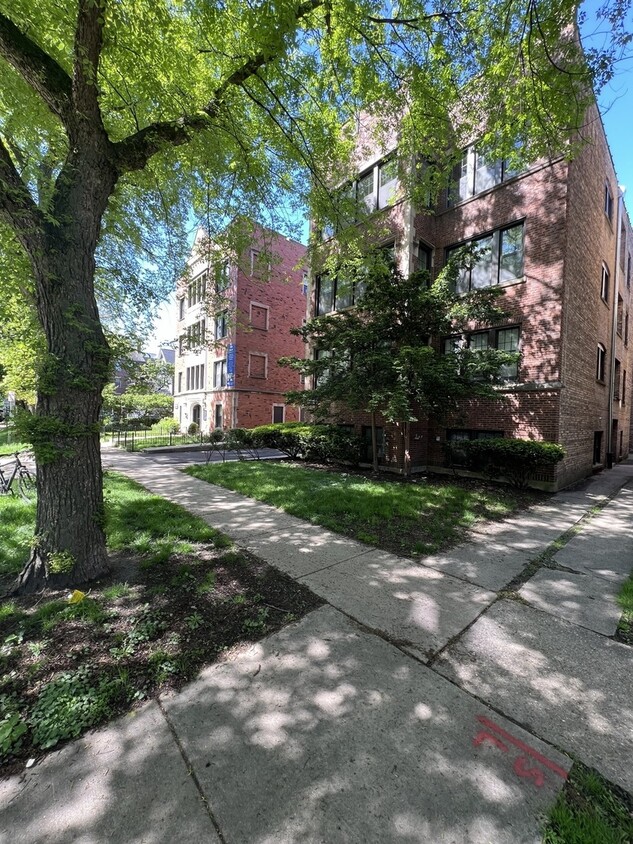 Primary Photo - 1132 Maple Ave
