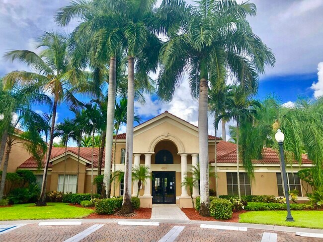 Foto del edificio - 4241 San Marino Blvd