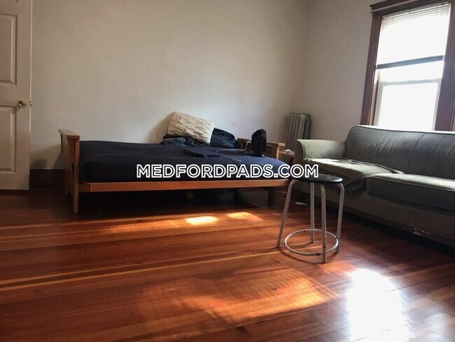 Foto del edificio - 45 Bowdoin St