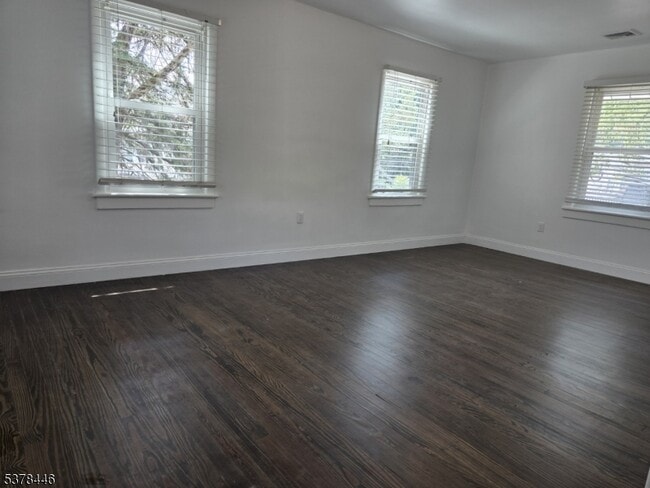 Building Photo - 128 2nd St