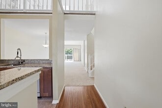 Building Photo - 2810 Yarling Ct