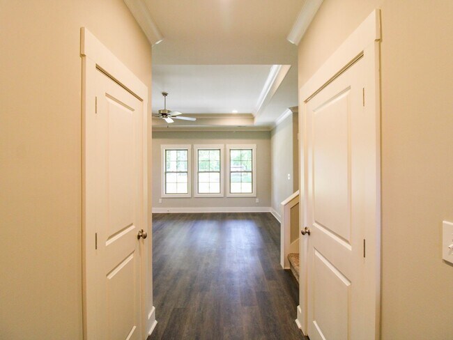 Building Photo - Athens City Schools and Lawn Care included...