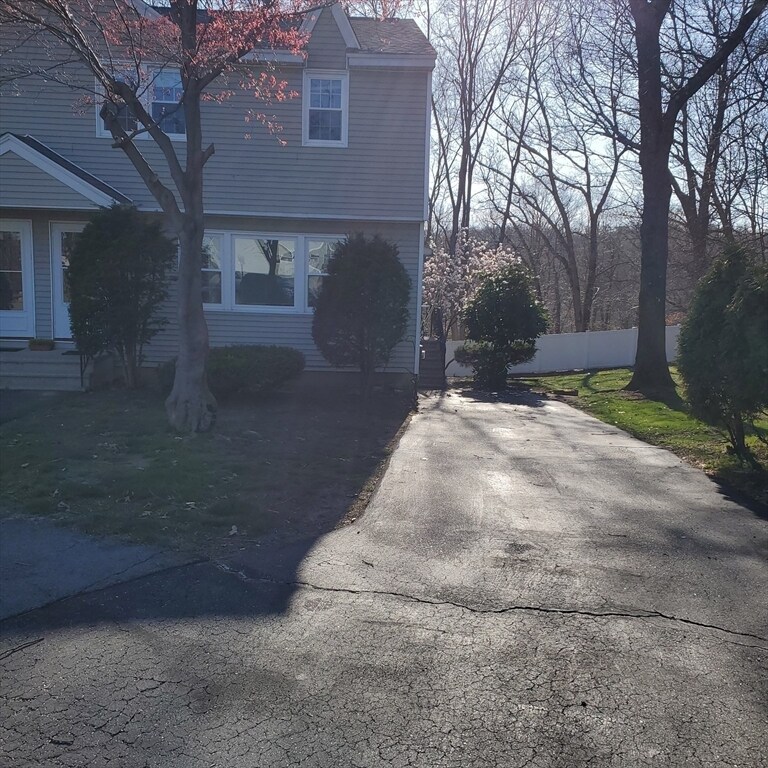 Primary Photo - 16 Carmen Terrace