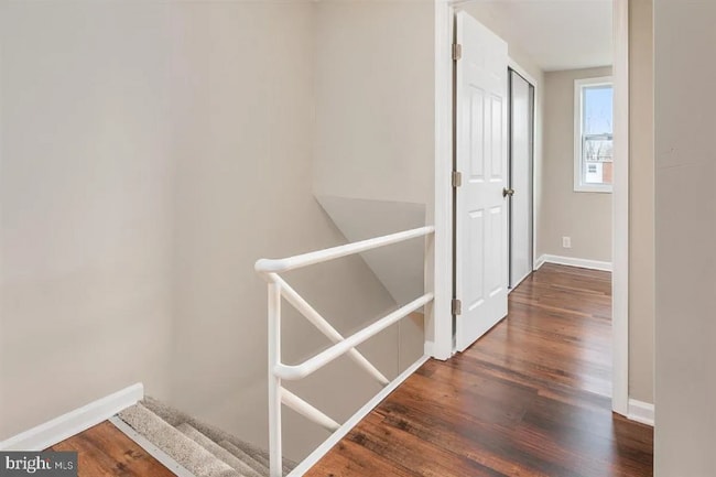 Building Photo - 1003 Fredonia Ct