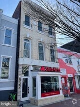 Building Photo - 532 8th St SE