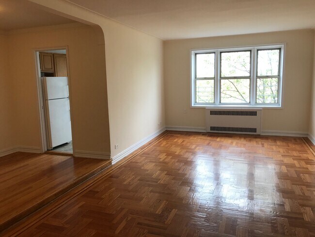 Foto del edificio - 110-56 71st Ave
