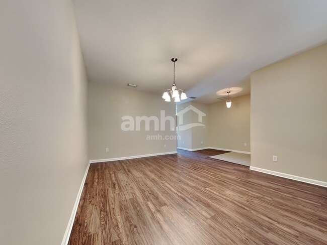 Building Photo - 655 Sunny Stroll Dr