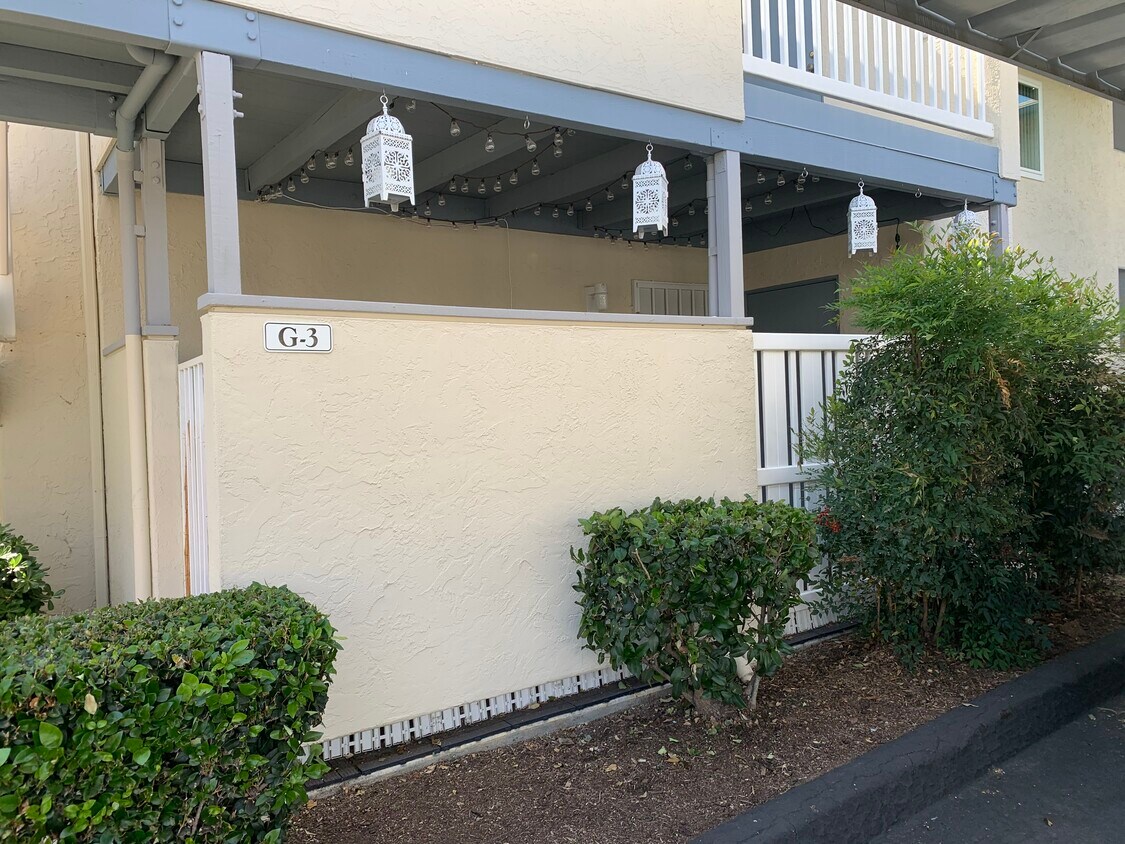 10386 Alphonse St, Santee, CA 92071 Condo for Rent in Santee, CA
