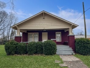 Building Photo - 600 E Tombigbee St