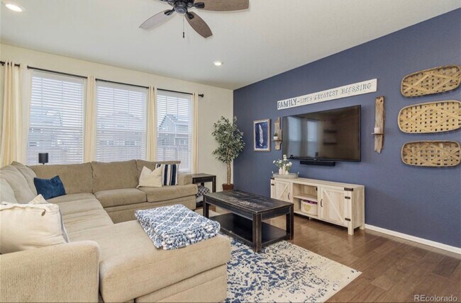 Foto del edificio - 10474 Evansville St