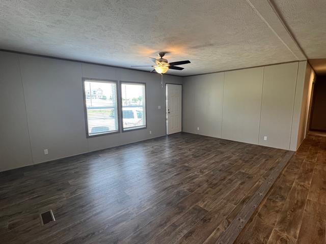 Foto del edificio - 18542 Co Rd 618