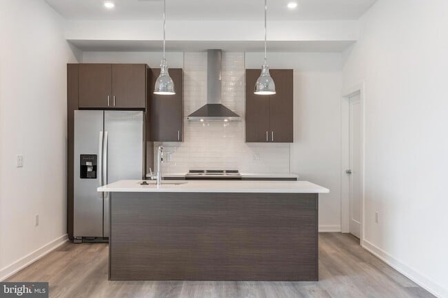 Photo - 710 N 16th St Apartment