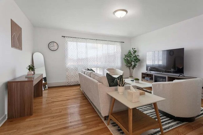 Foto del edificio - 9606 Golf Terrace