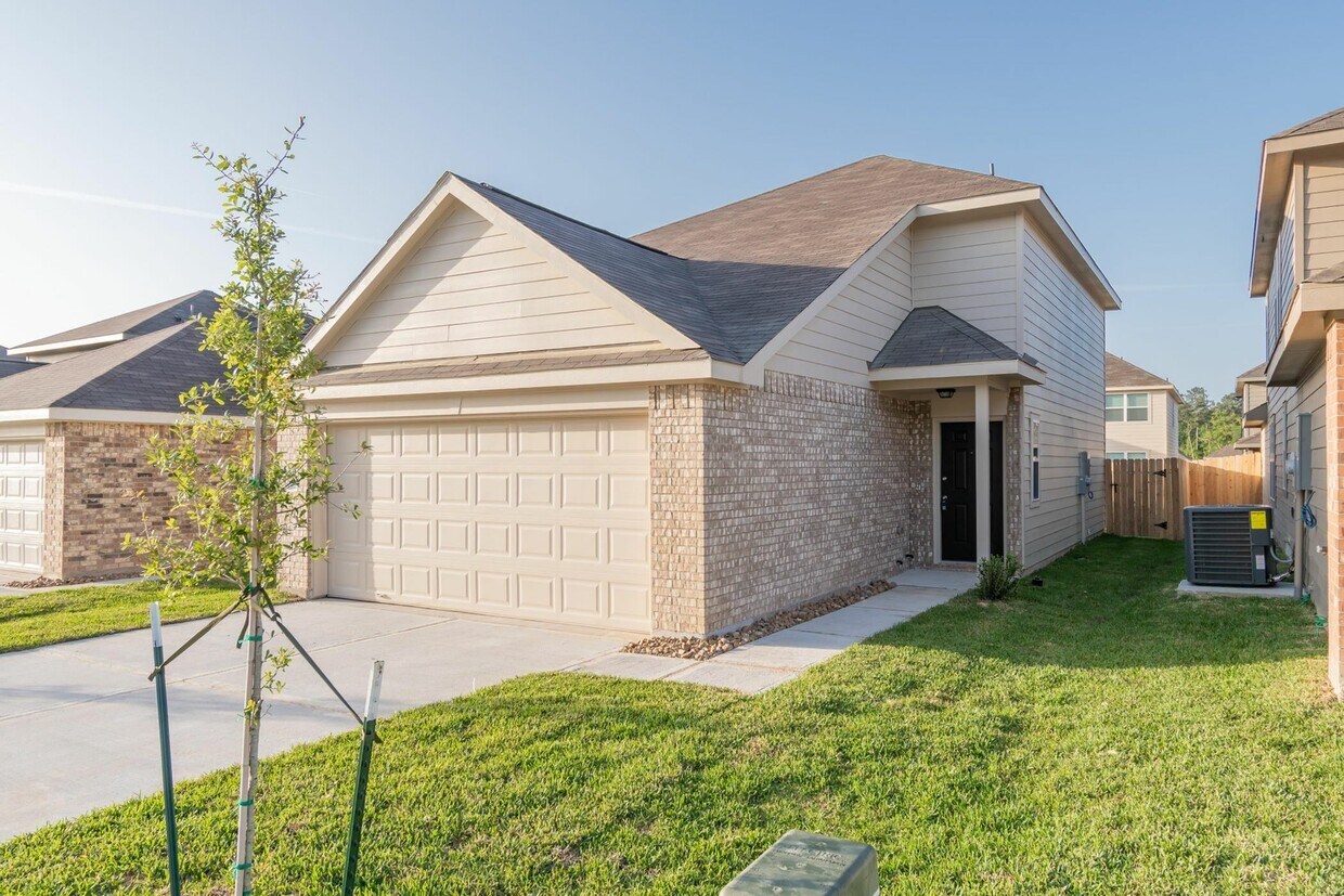 Foto principal - 433 Upper Creek Dr