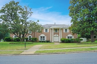 Building Photo - 6209 Stoneham Ln